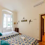 Mazzini 43, Ραπάλο