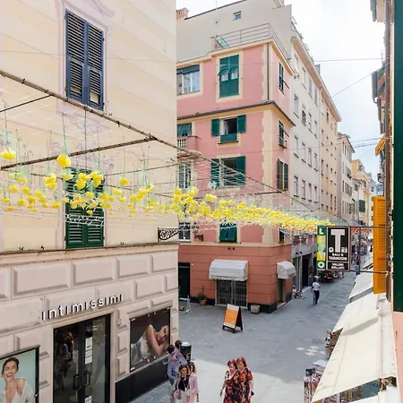 Mazzini 43, Rapallo, Apartment 85 Mq, 2B, 1B, Wi-Fi, Air Conditioning, Available On Request Private Garage At 800Mt From The Apartment At 20,00 Euro Per Night アパート ラッパロ