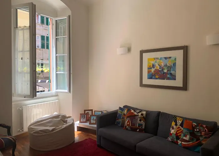 Appartamento Mazzini 43, Rapallo, 85 Mq, 2b, 1b, Wi-fi, Air Conditioning, Available On Request Private Garage At 800mt From The At 20,00 Euro Per Night