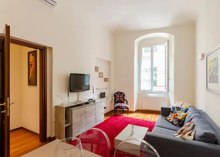 Appartamento Mazzini 43, Rapallo, 85 Mq, 2b, 1b, Wi-fi, Air Conditioning, Available On Request Private Garage At 800mt From The At 20,00 Euro Per Night